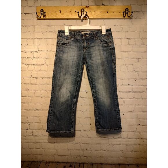 Maurices capris size 5/6 * - Picture 1 of 3